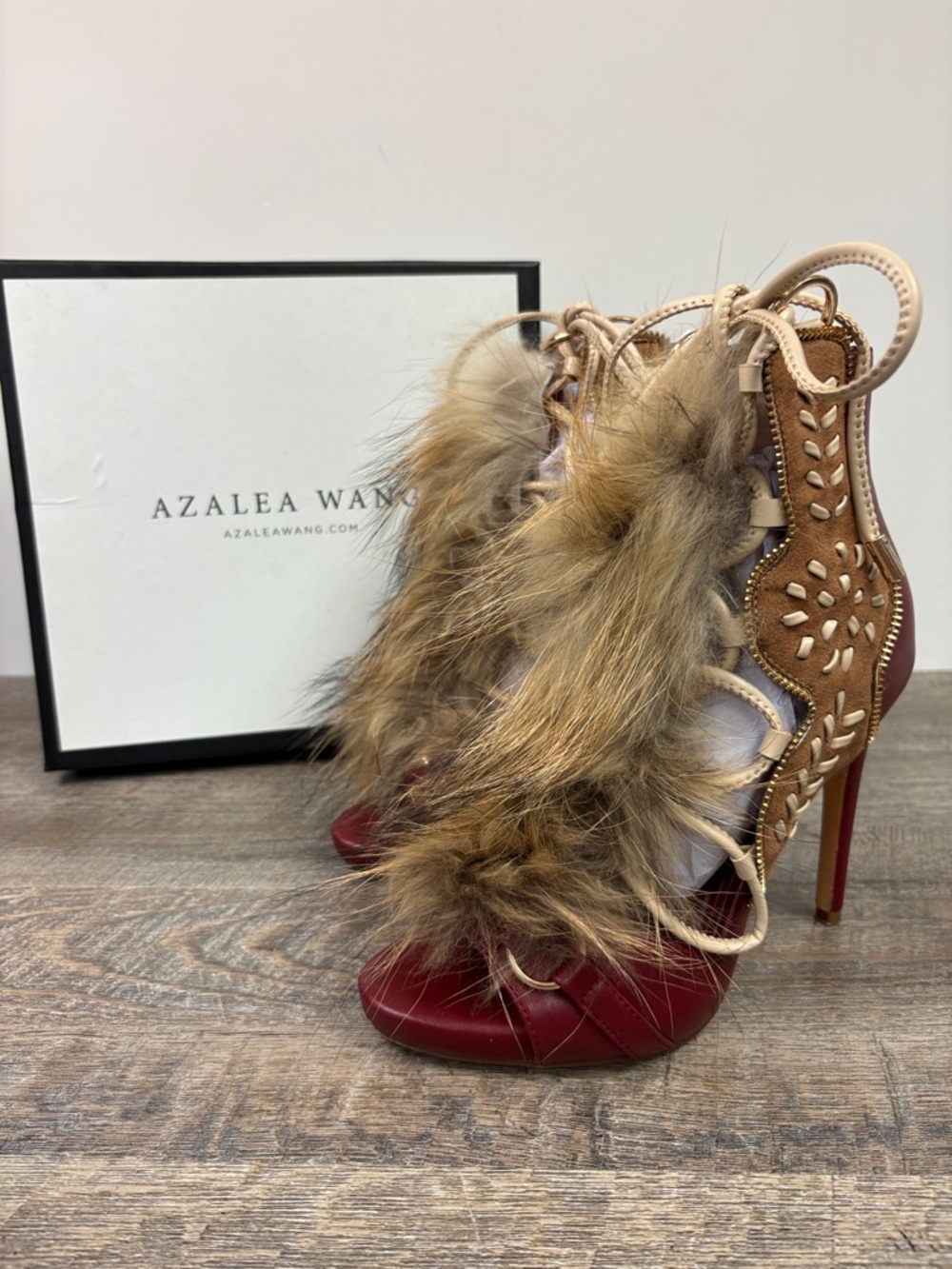 Azalea Wang Shainy Multi Faux Fur Lace-Up Heels Red Brown Stiletto Size 8.5